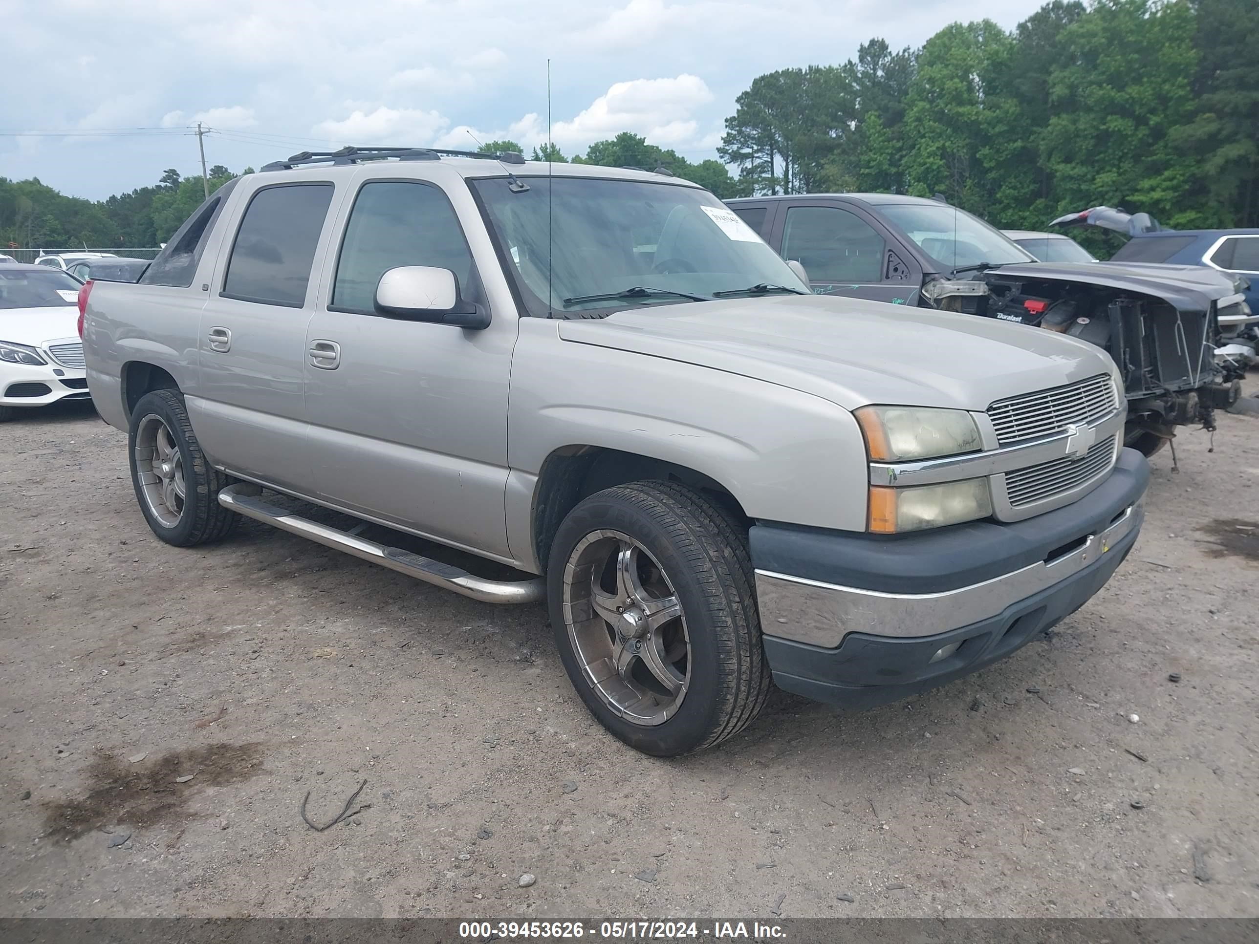 chevrolet avalanche 2005 3gnec12zx5g264092