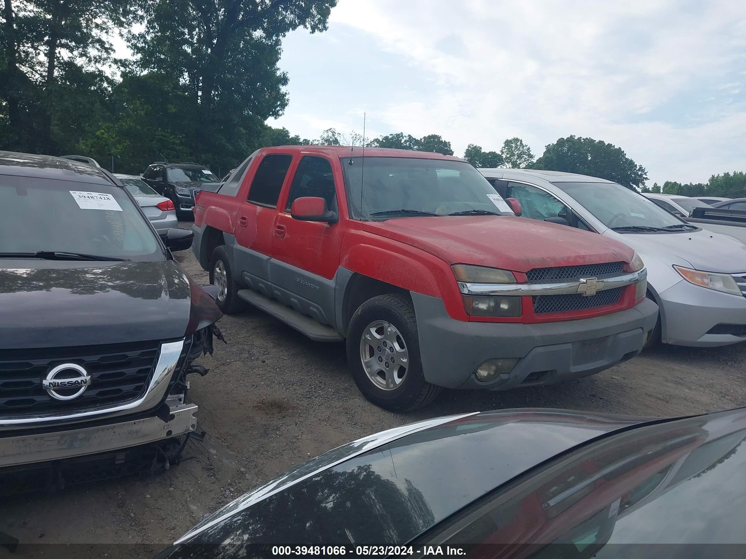 chevrolet avalanche 2002 3gnek13t12g147462