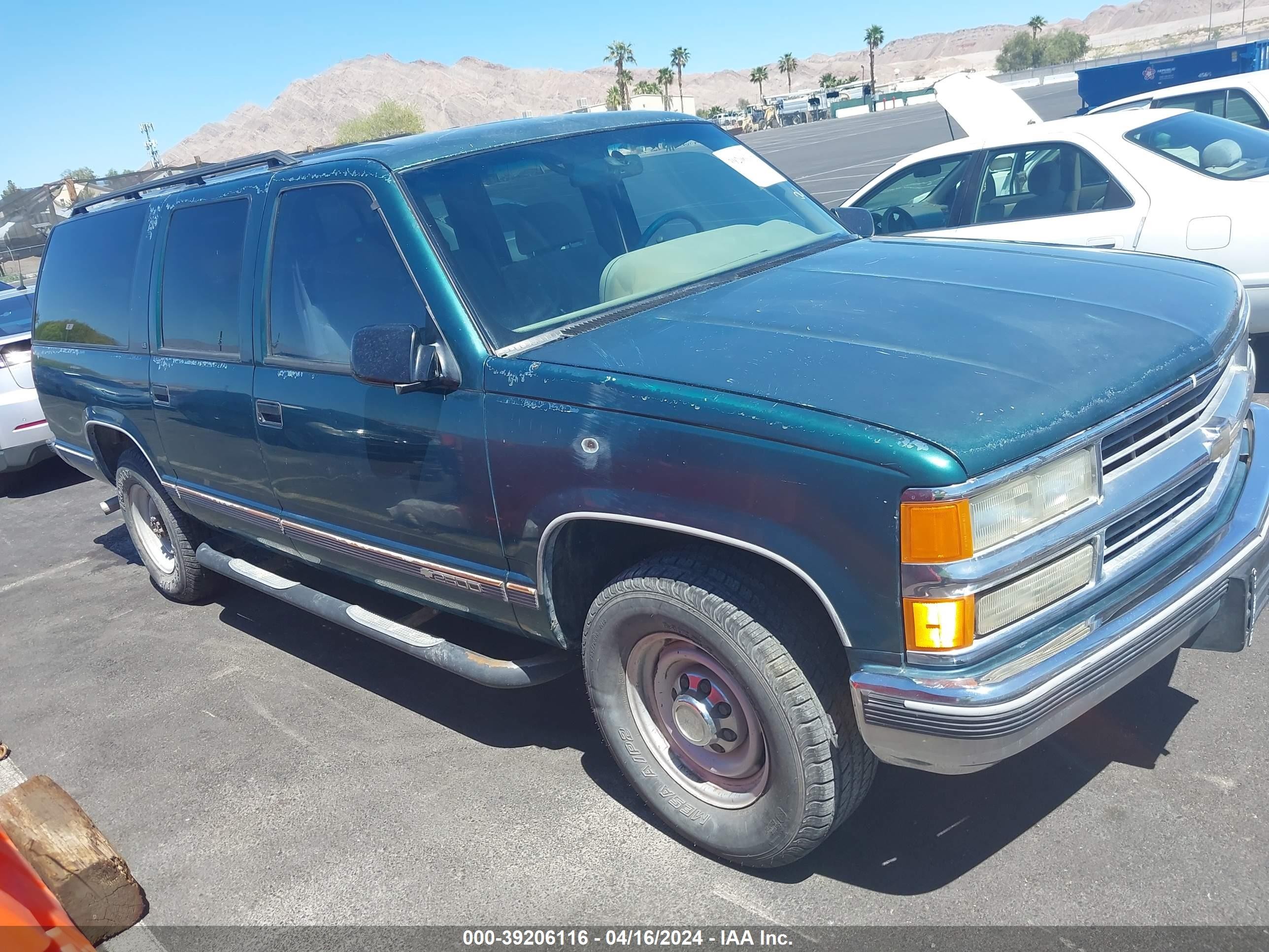 chevrolet suburban 1996 3gngc26j3tg120058