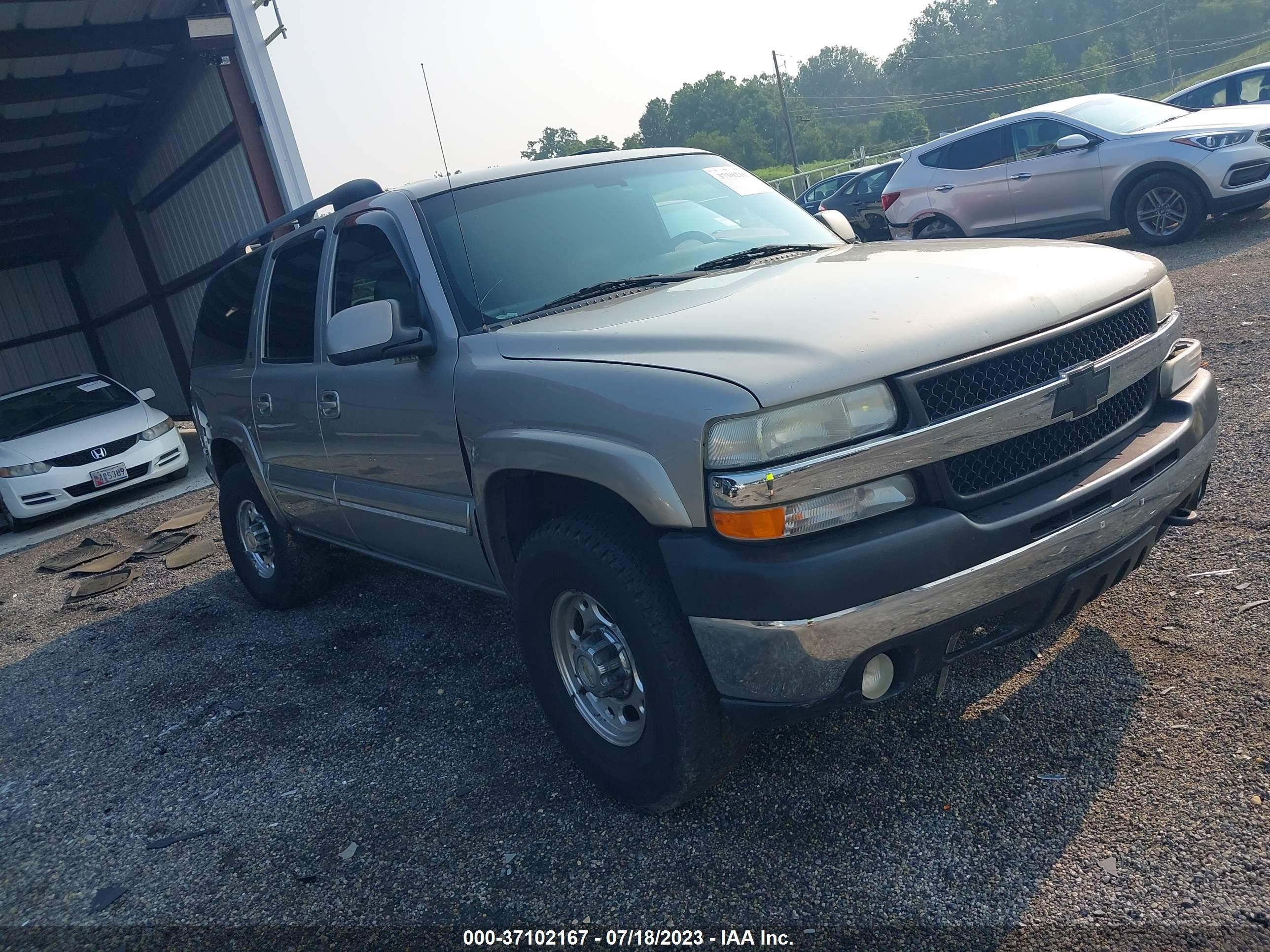 chevrolet suburban 2001 3gngk26u21g138819