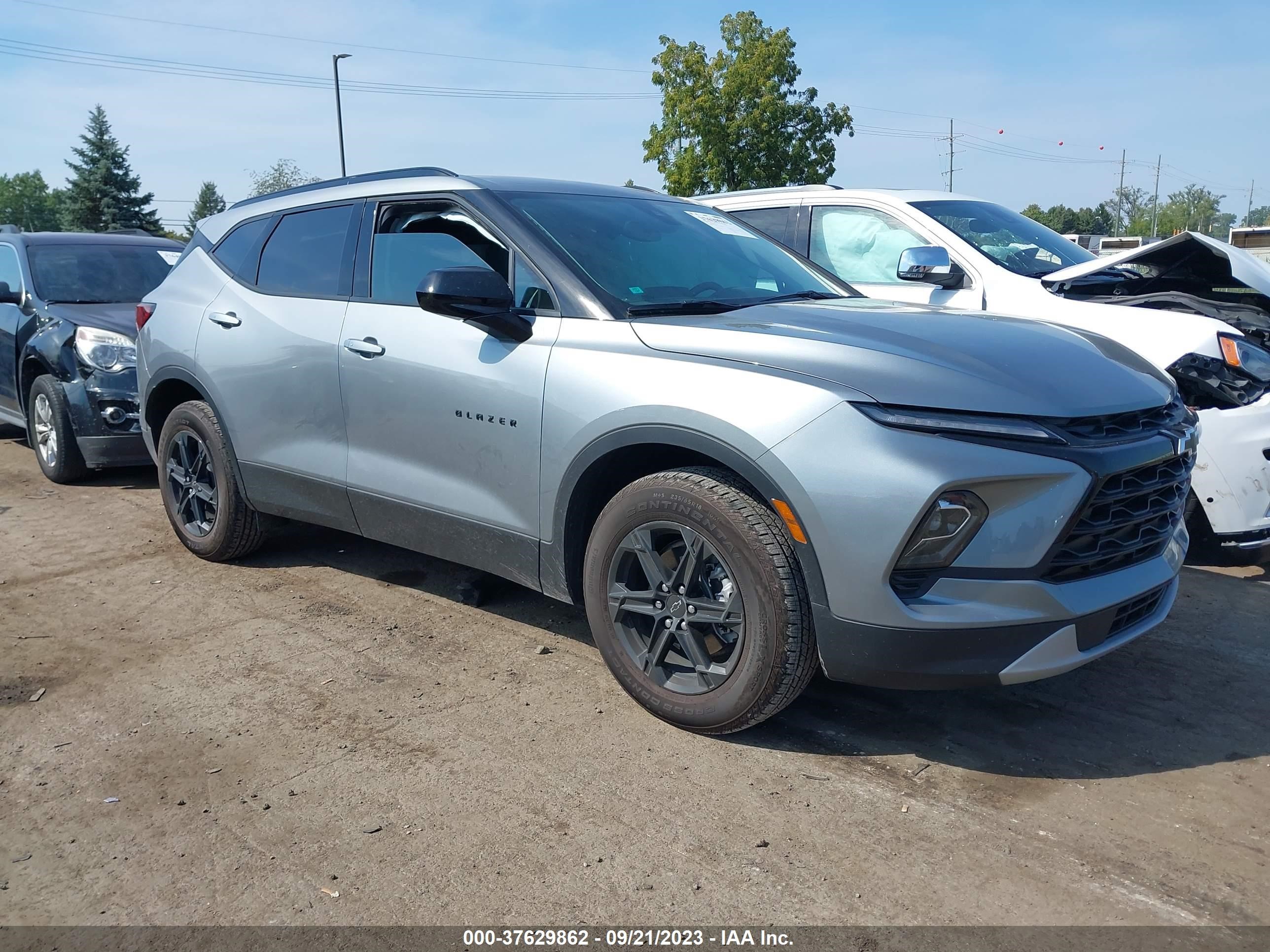 chevrolet blazer 2023 3gnkbhr45ps213687