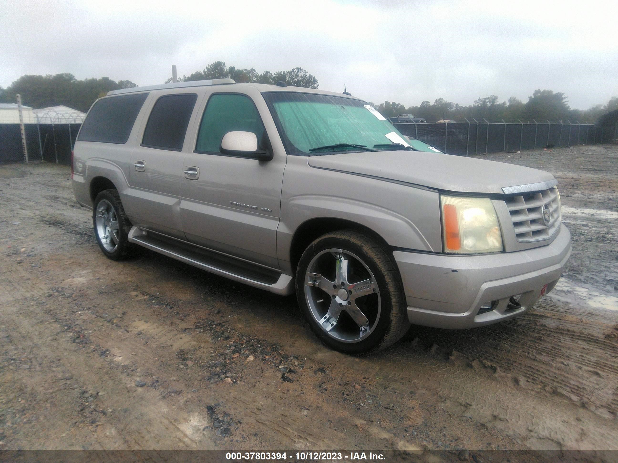 cadillac escalade 2004 3gyfk66n74g150810