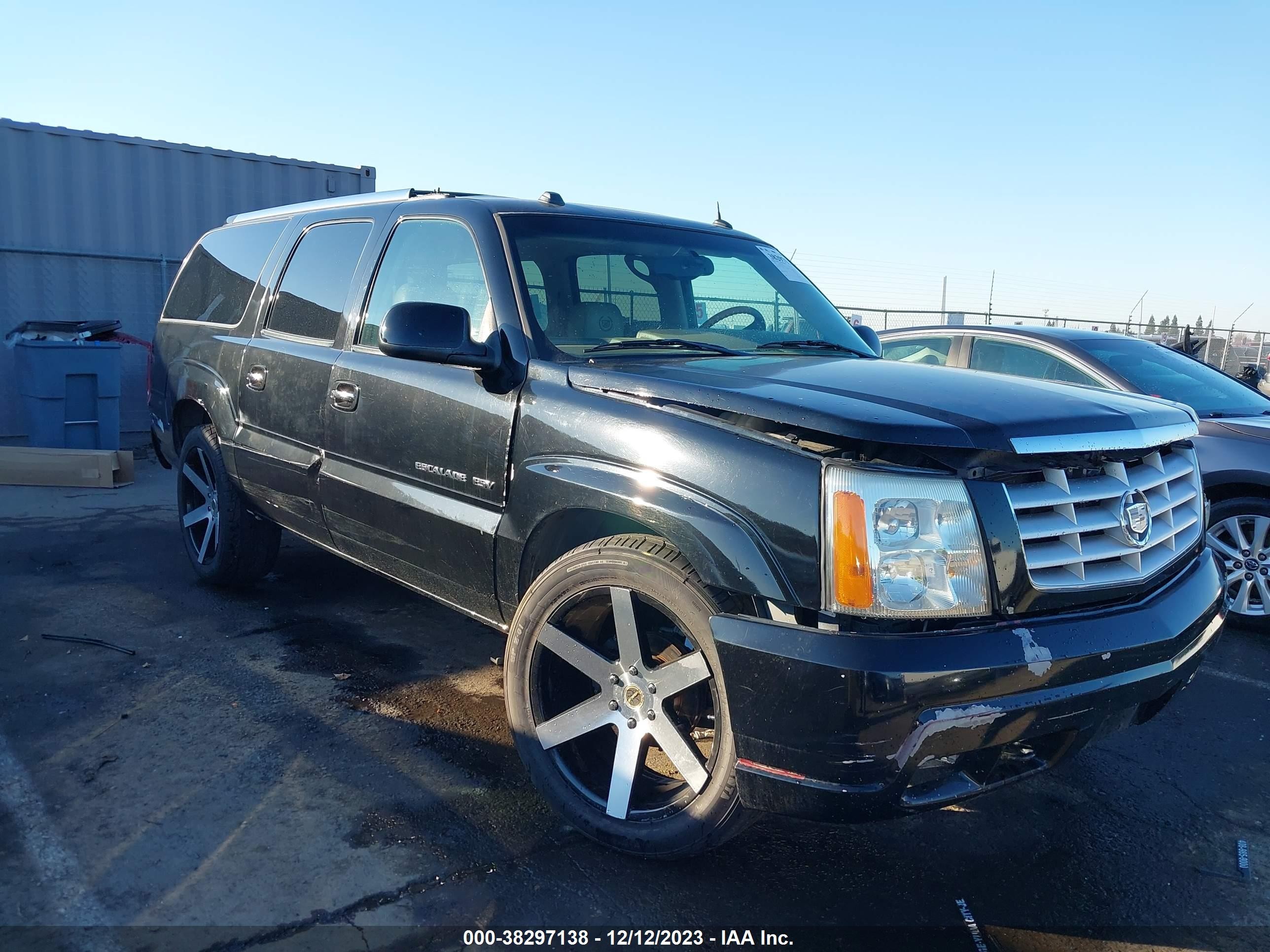 cadillac escalade 2004 3gyfk66n94g327907