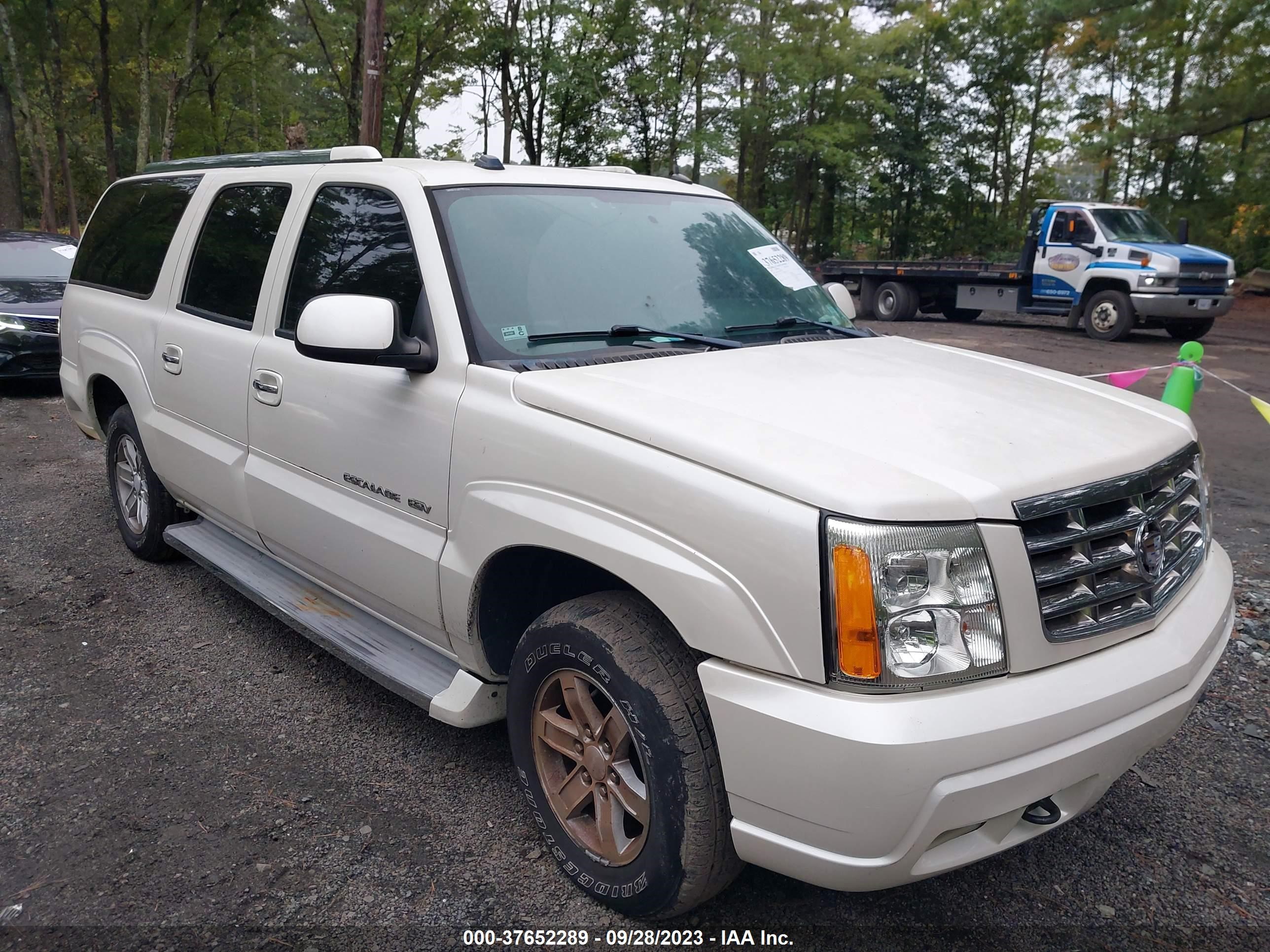 cadillac escalade 2005 3gyfk66nx5g267427