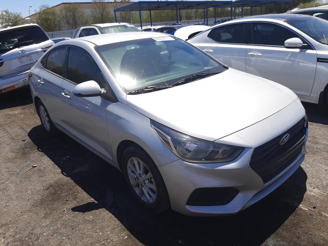 hyundai accent se 2018 3kpc24a33je032196