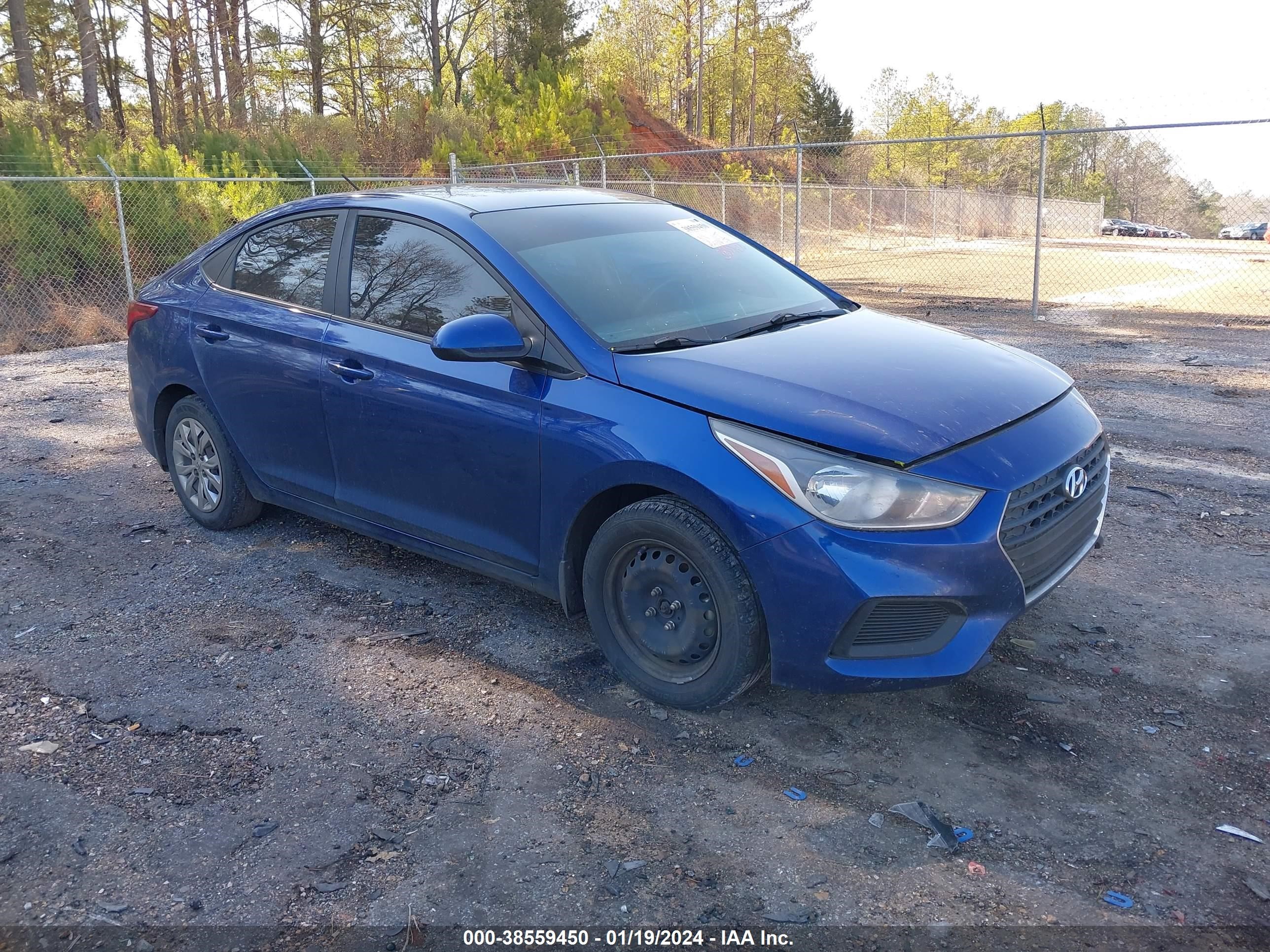 hyundai accent 2018 3kpc24a36je028286