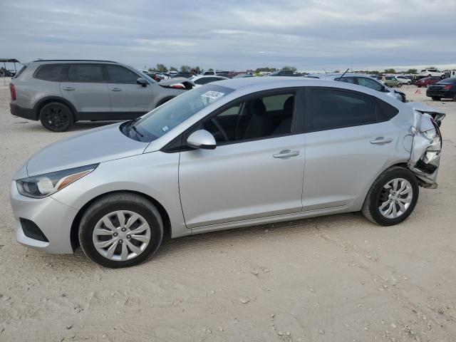 hyundai accent se 2018 3kpc24a37je025512