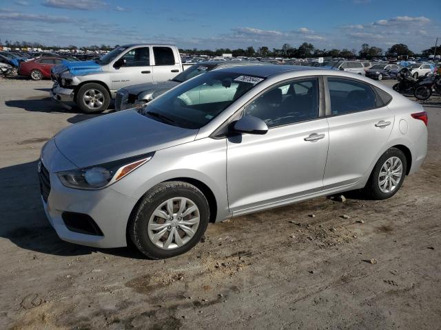 hyundai accent se 2018 3kpc24a3xje029067