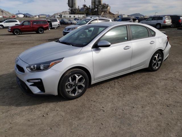 kia  2021 3kpf24ad6me357645