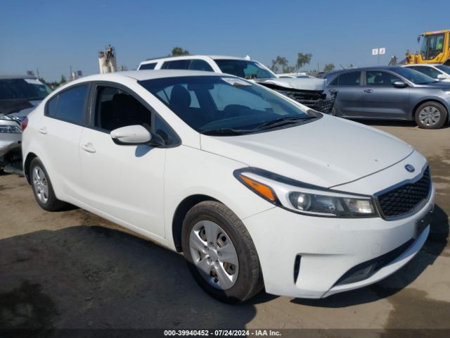 kia forte 2017 3kpfk4a70he133318