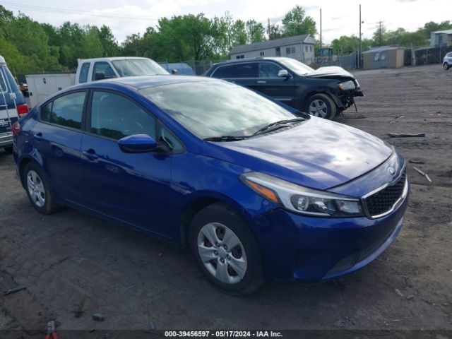 kia forte 2018 3kpfk4a70je171752