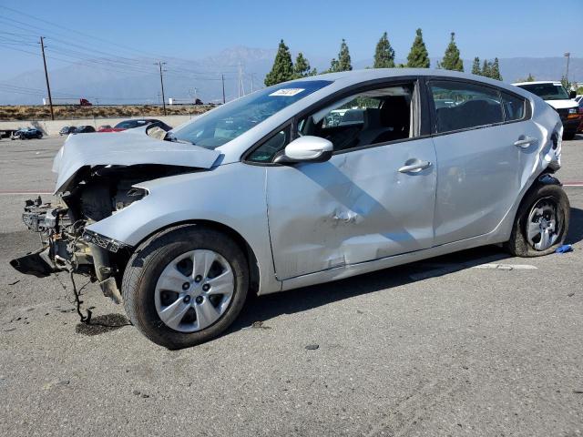 kia forte 2018 3kpfk4a70je243887