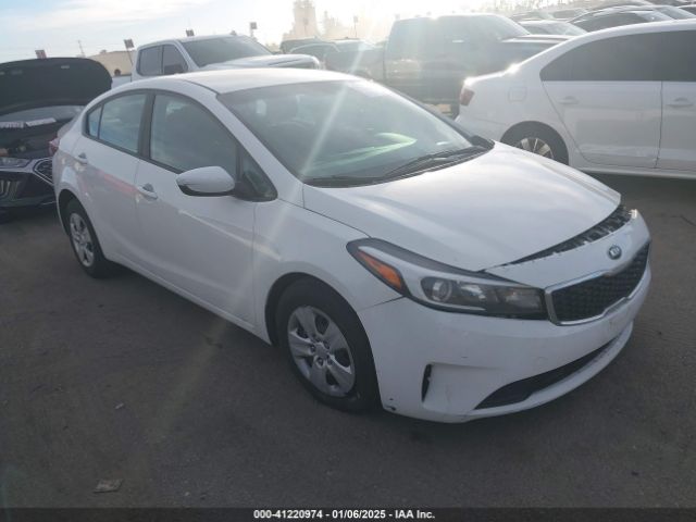 kia forte 2017 3kpfk4a72he116097