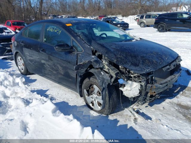 kia forte 2018 3kpfk4a72je210244