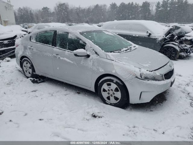 kia forte 2018 3kpfk4a72je233975