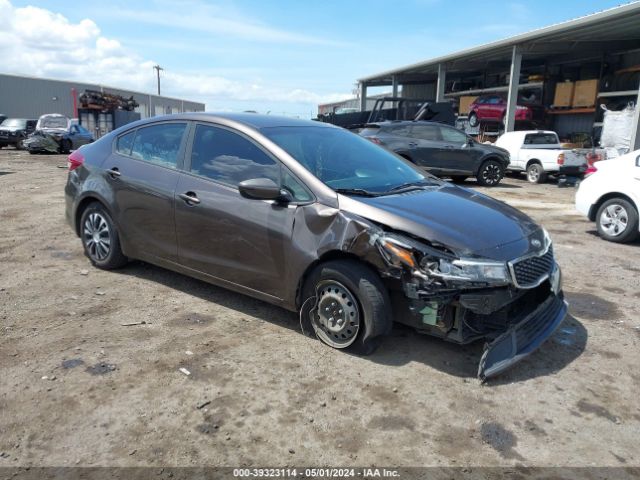 kia forte 2017 3kpfk4a73he048697