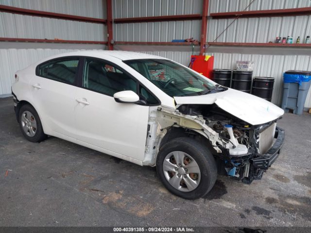 kia forte 2017 3kpfk4a73he102015