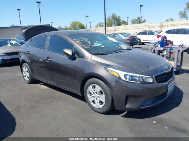 kia forte 2017 3kpfk4a73he131353