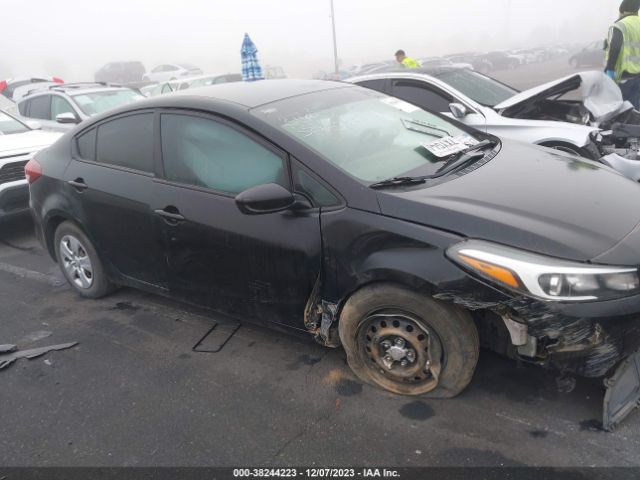 kia forte 2017 3kpfk4a73he137539