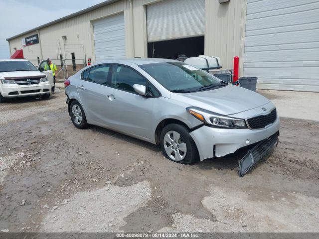 kia forte 2017 3kpfk4a73he156981