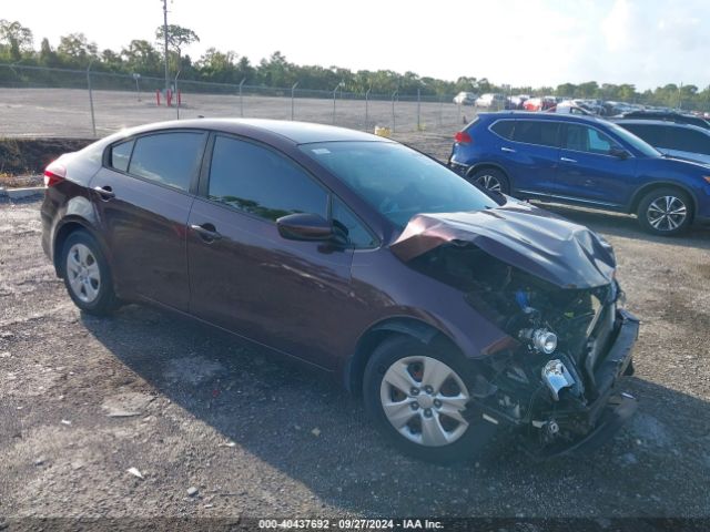 kia forte 2018 3kpfk4a73je219146