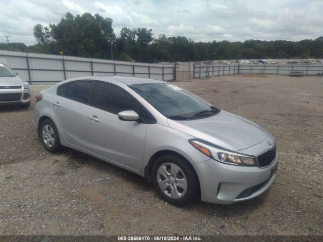 kia forte 2018 3kpfk4a74je193754