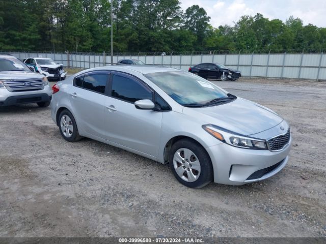 kia forte 2017 3kpfk4a76he053649