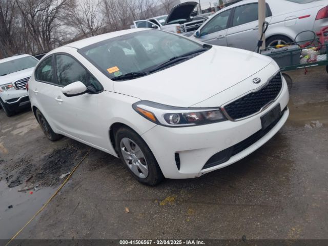 kia forte 2018 3kpfk4a76je175532