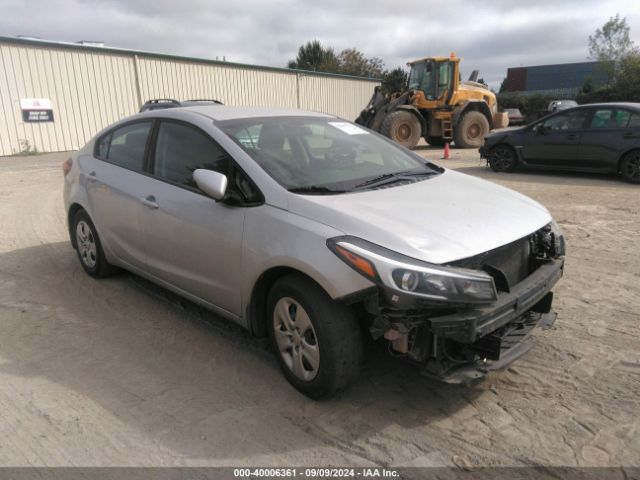 kia forte 2018 3kpfk4a76je228679