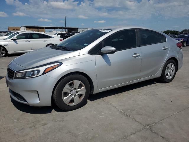 kia forte 2018 3kpfk4a77je276384