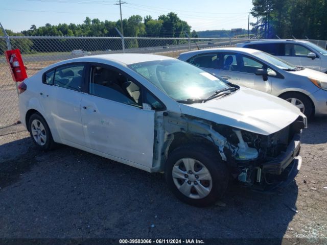 kia forte 2018 3kpfk4a77je281150