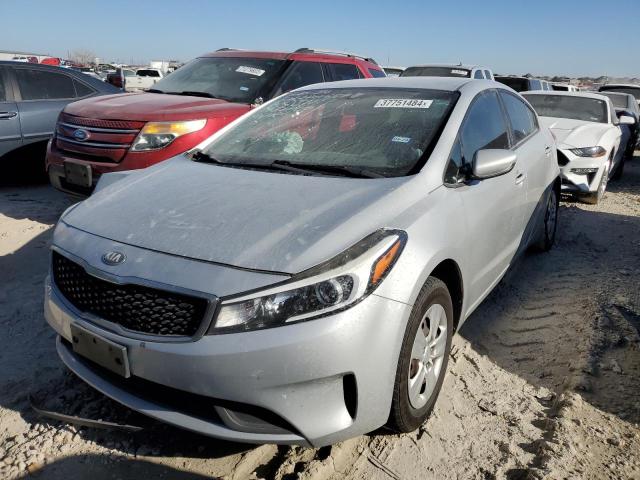 kia forte 2017 3kpfk4a78he108084