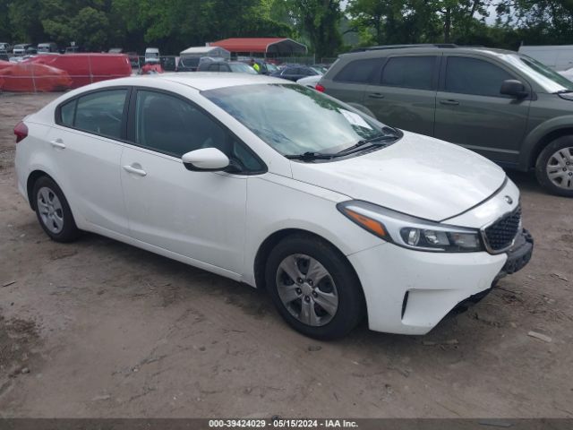 kia forte 2018 3kpfk4a78je185303