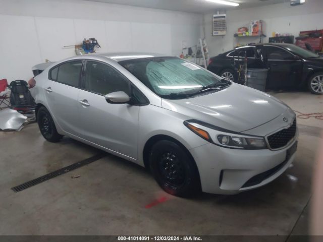 kia forte 2018 3kpfk4a78je218770