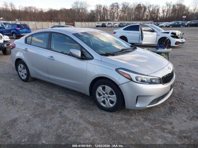 kia forte 2018 3kpfk4a79je227915