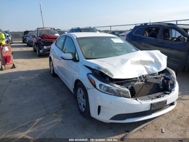 kia forte 2017 3kpfl4a70he014066