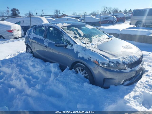 kia forte 2017 3kpfl4a71he113964