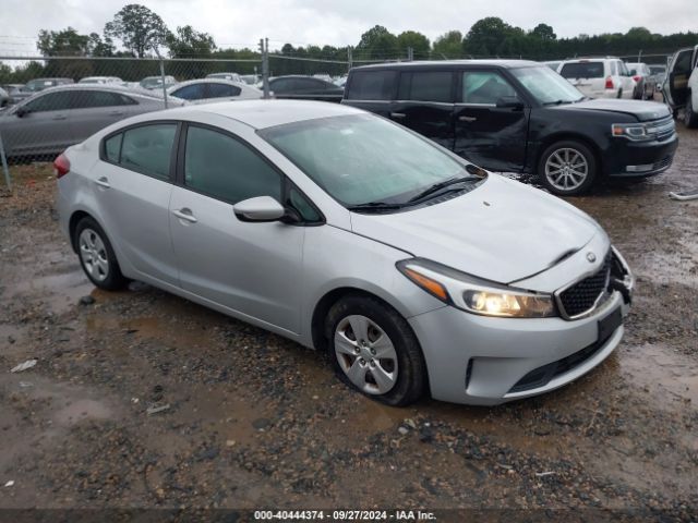 kia forte 2017 3kpfl4a72he032973