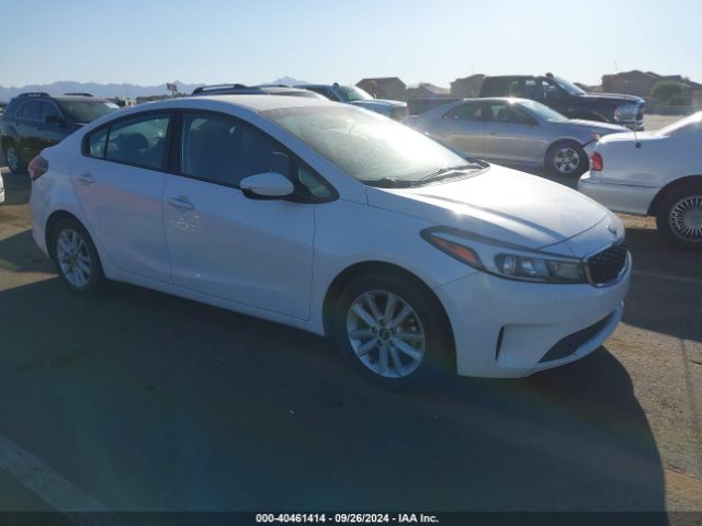 kia forte 2017 3kpfl4a72he153471