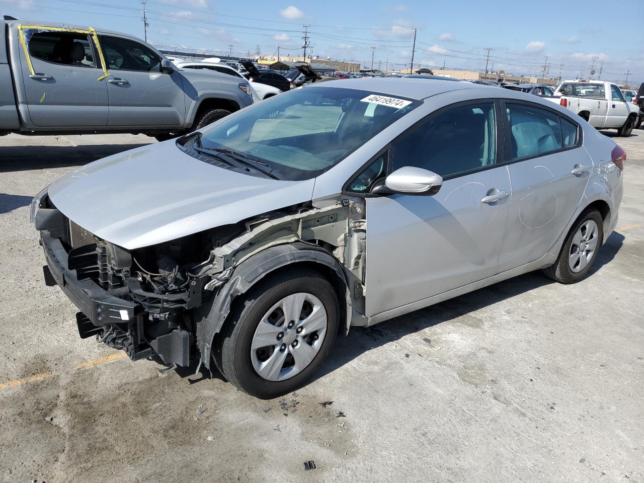 kia forte 2018 3kpfl4a72je166064