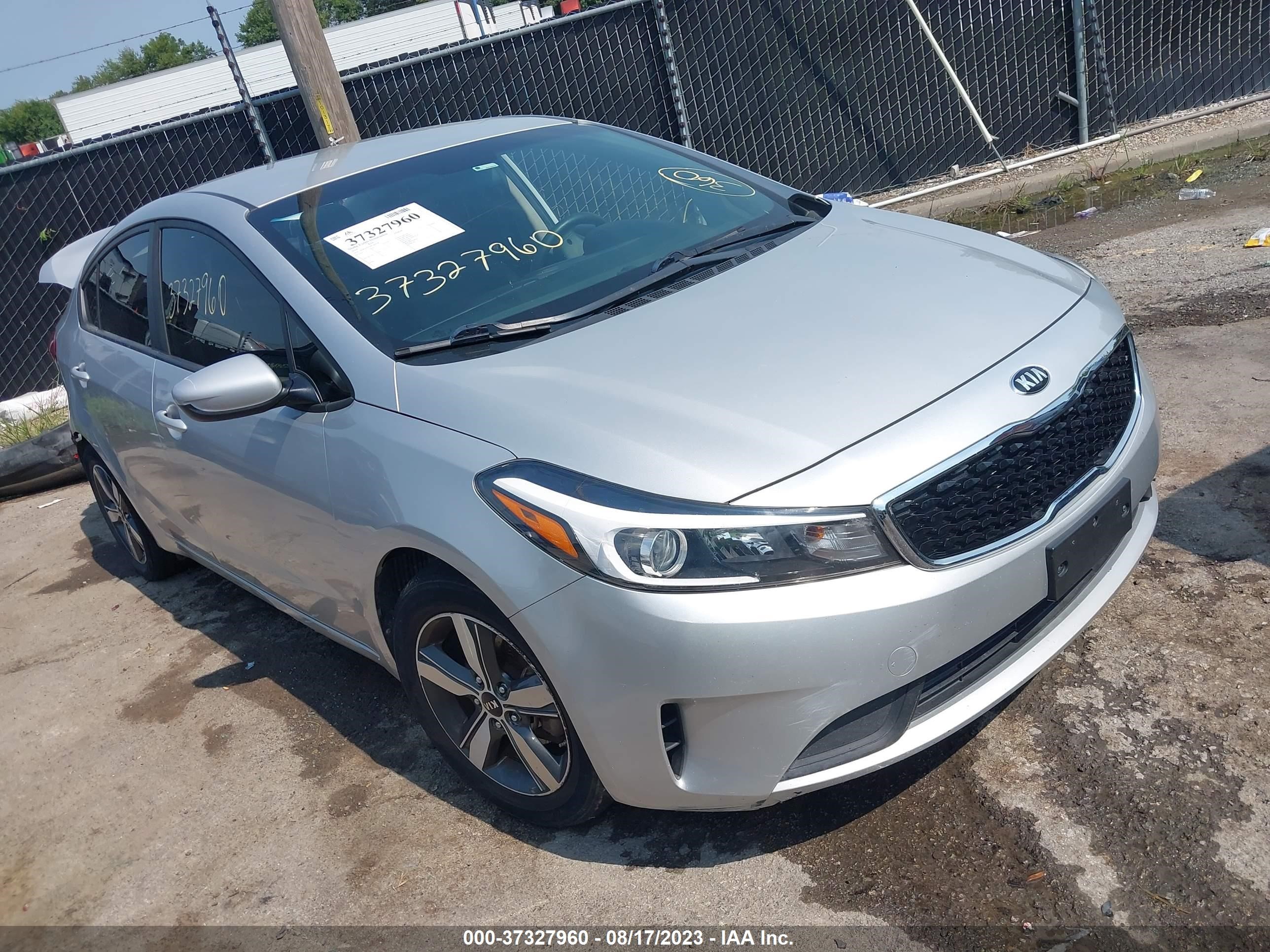 kia forte 2018 3kpfl4a74je269728