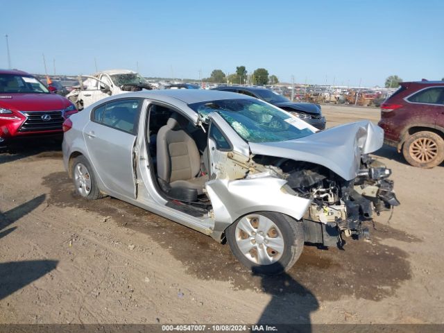 kia forte 2018 3kpfl4a76je271139