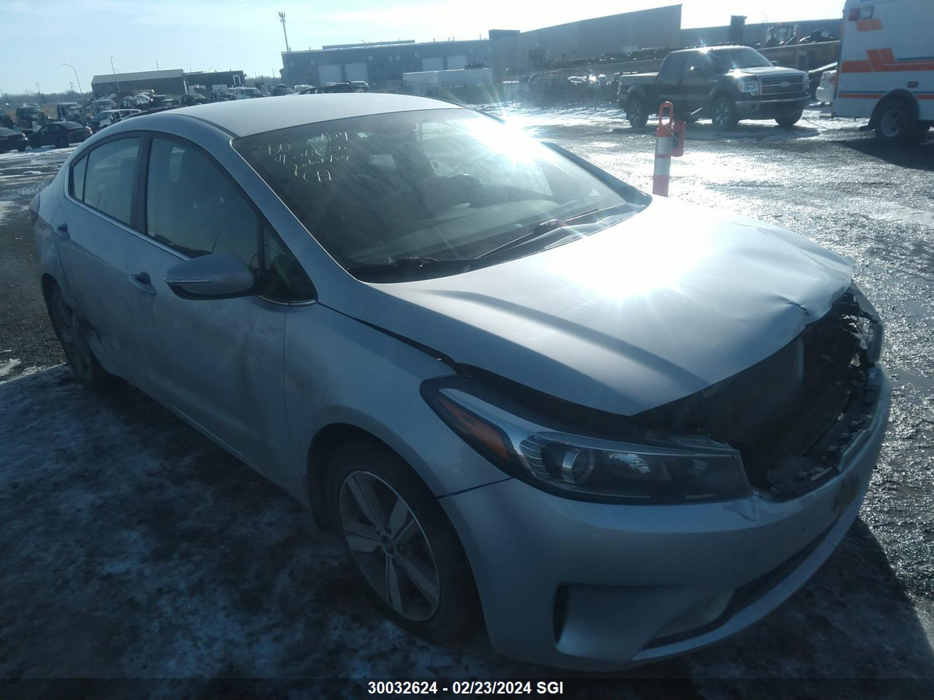 kia forte 2018 3kpfl4a87je264550