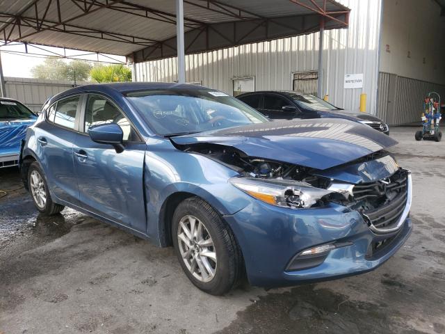 mazda  2018 3mzbn1k76jm239915