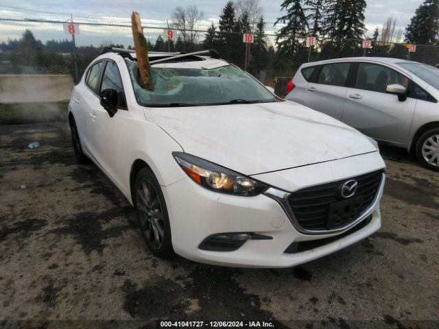 mazda mazda3 2018 3mzbn1l32jm190823