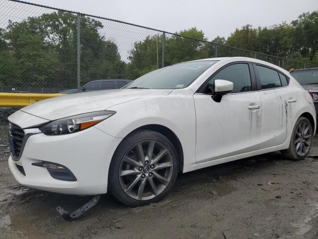 mazda 3 touring 2018 3mzbn1l34jm267501