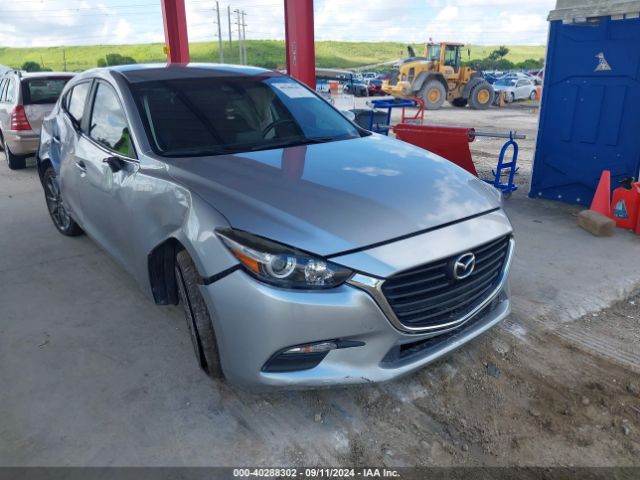 mazda mazda3 2018 3mzbn1l35jm221238