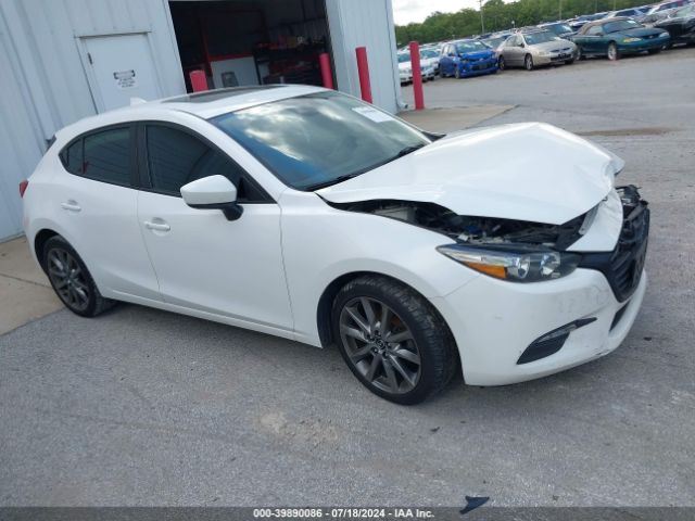 mazda mazda3 2018 3mzbn1l38jm266075