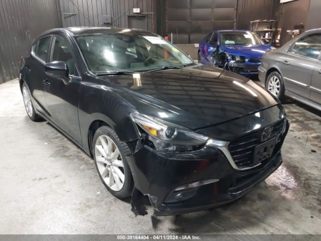 mazda mazda3 2018 3mzbn1m33jm205408