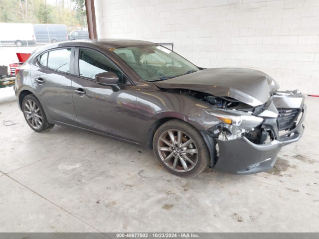 mazda mazda3 2018 3mzbn1m35jm177188